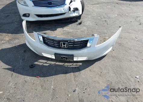 2010 Honda Accord 2.4 Lx z USA, uszkodzony, nr VIN 1HGCP2F33AA013876